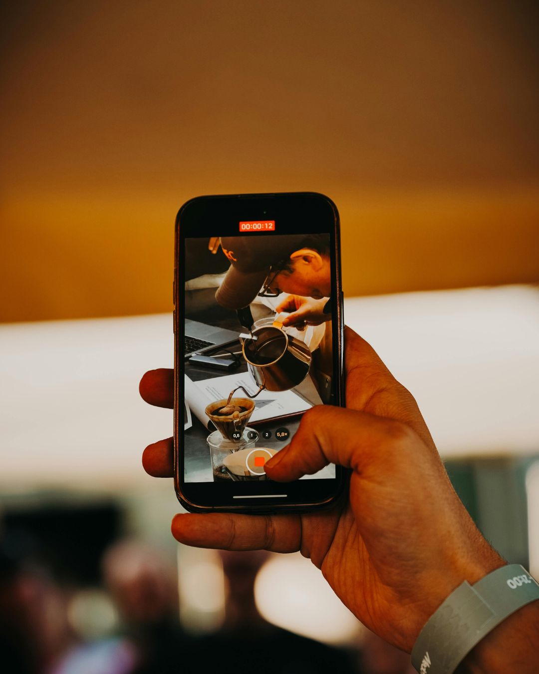 Réseaux sociaux et artisanat : comment créer des clients fidèles et engagés